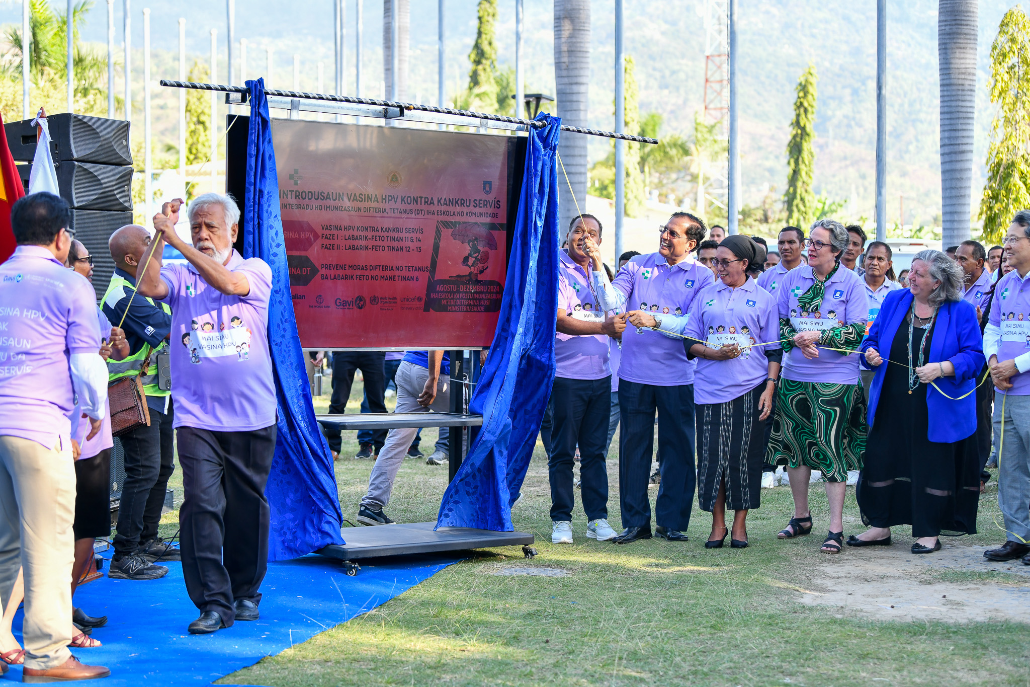 Prime Minister Xanana Gusmao of Timor-Leste launched the HPV immunization campaign during the National Health Day celebrations,