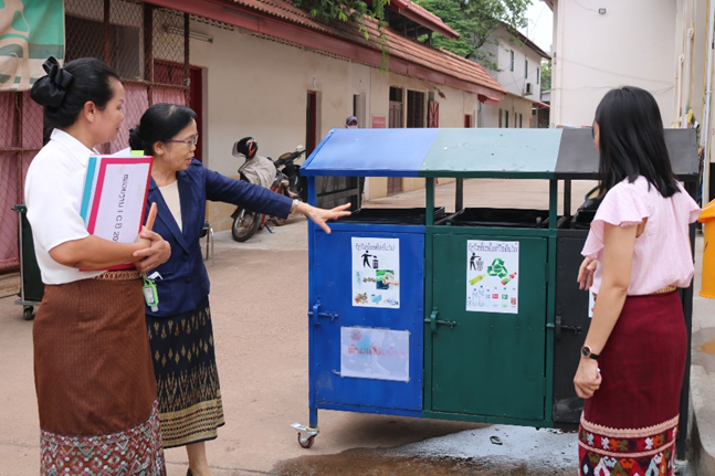 20201104-WASH-photo5-deputy-director