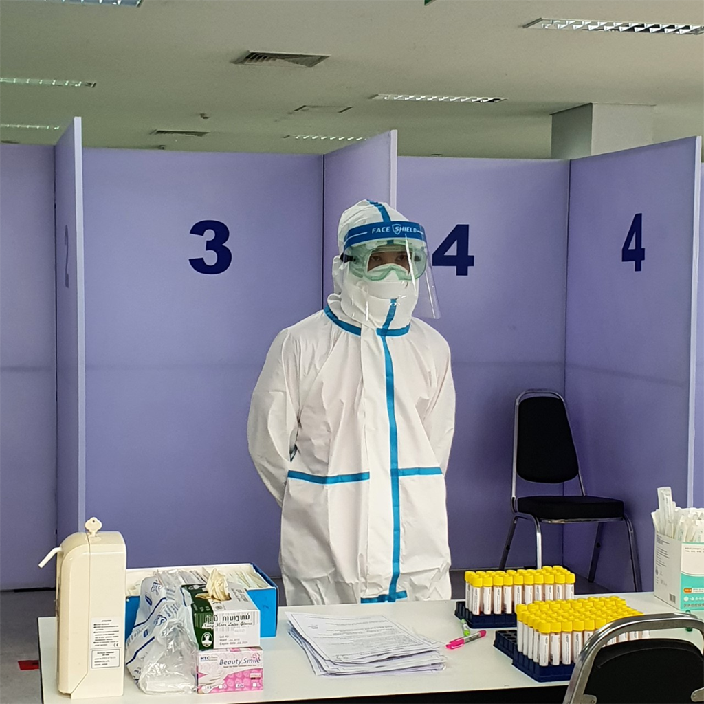 20201120-covid-19-air-travel-sample-collection